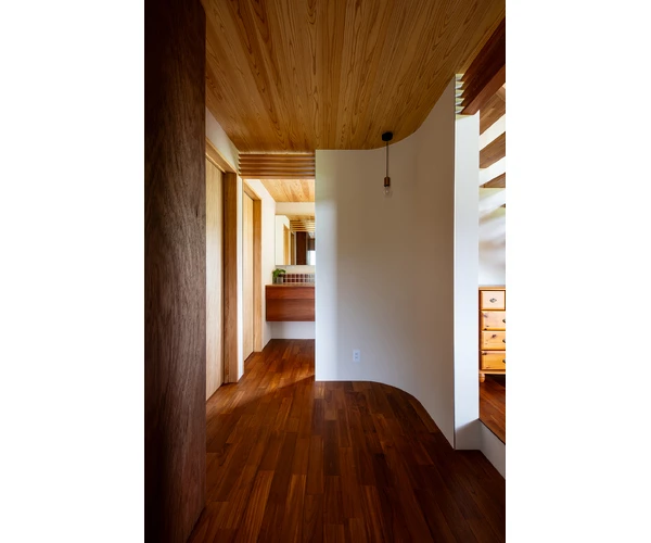 Khouse-011